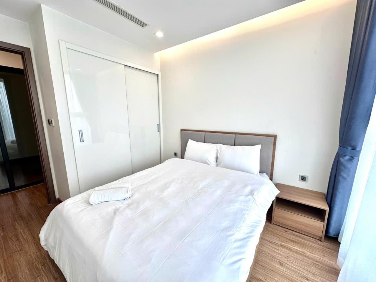 Luxury Apartment In Vinhomes Metropolis Hanói Exterior foto